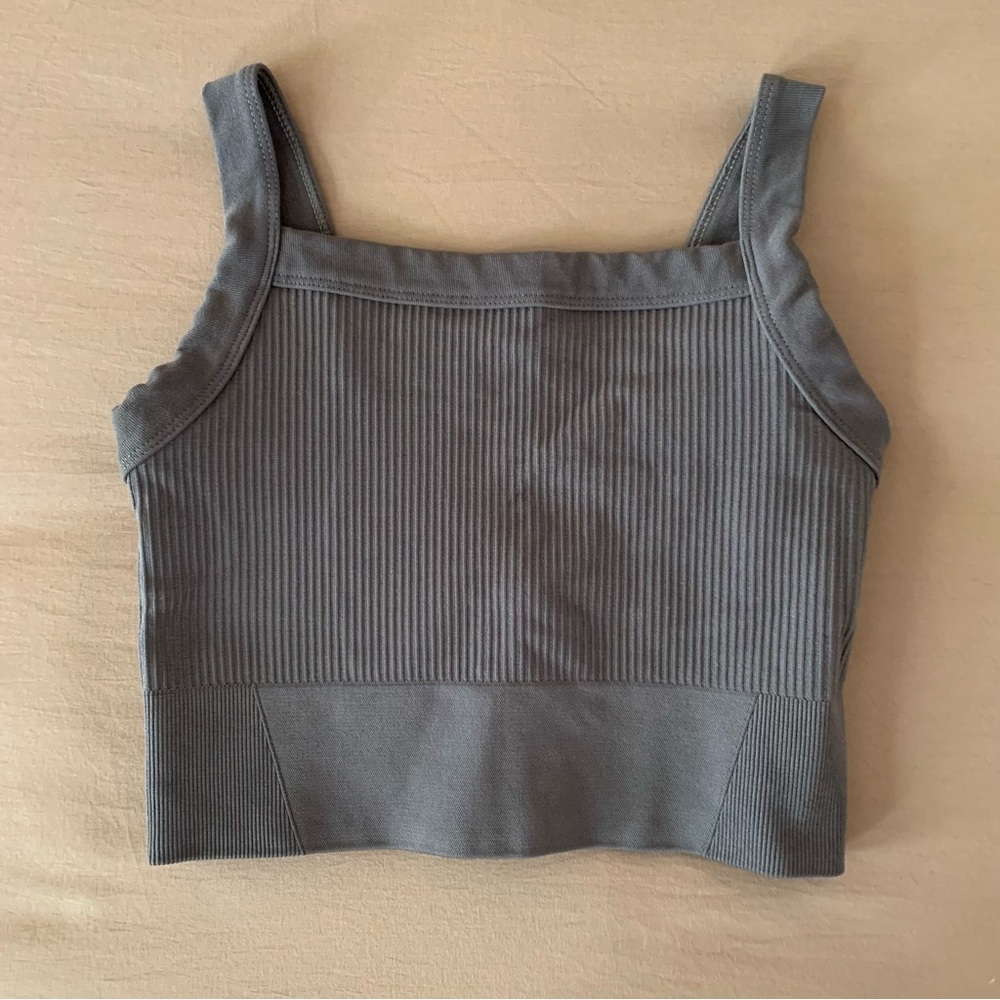 Gray Ribbed Women's workout Top